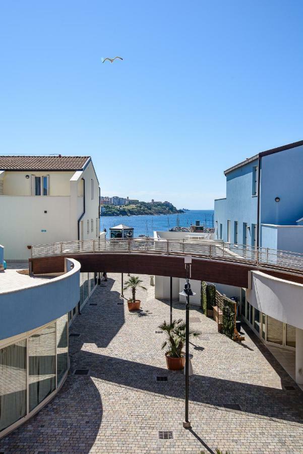 Residence Marina Salivoli Piombino Exterior photo